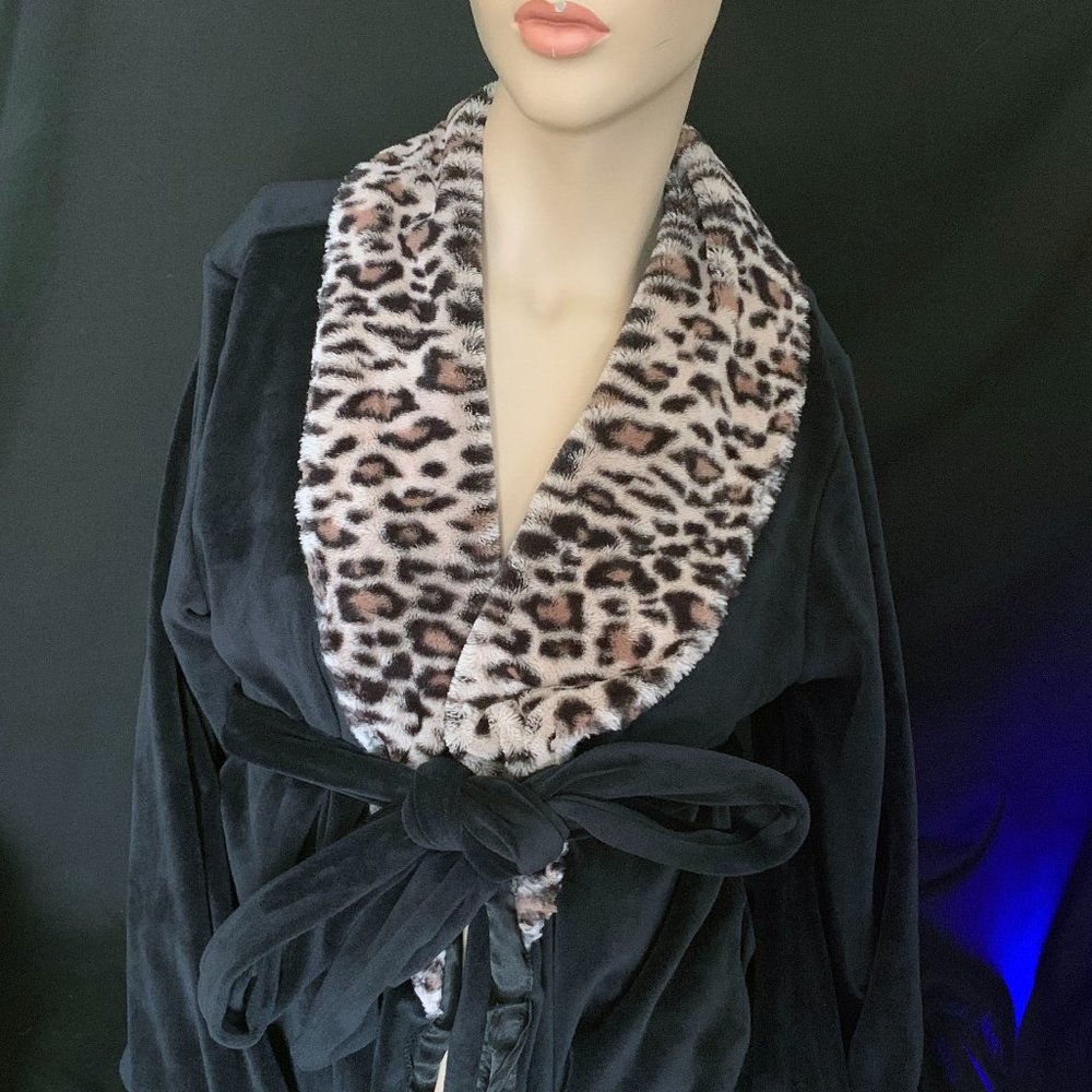 Betsey Johnson Leopard Print Plush Suede Robe Small